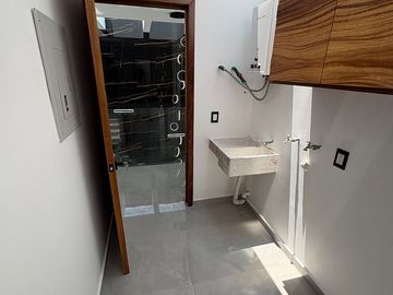 VENTA DE CASA EN VALLE IMPERIAL EN EL COTO MAPLES 2