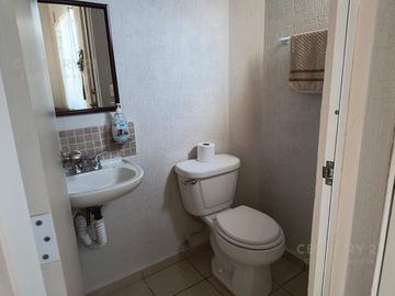 Casa en venta 2 recamaras Fraccionamiento Prado Norte C4164