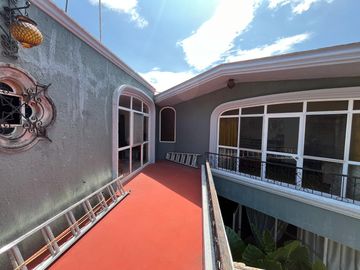 CASA EN VENTA EN JARDINES ALCALDE