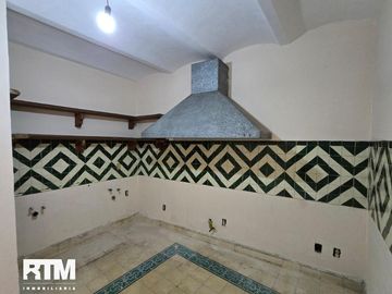 FINCA RECIÉN REMODELADA EN VENTA, COLONIA CENTRO