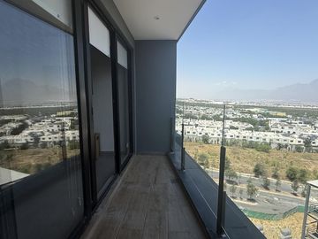 Departamento en RENTA a estrenar Amueblado Zona Cumbres Plaza Sikara Monterrey