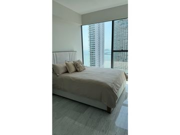 ALQUILER APARTAMENTO NUOVO ARMANI | VISTA AL MAR