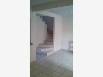CASA EN RENTA  EN JARDINES DE GRIJALVA
