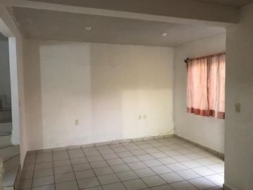 CASA EN RENTA  EN JARDINES DE GRIJALVA