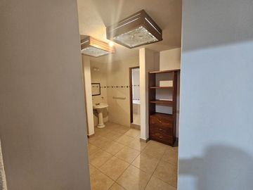 Balcones del Valle: Departamento en venta