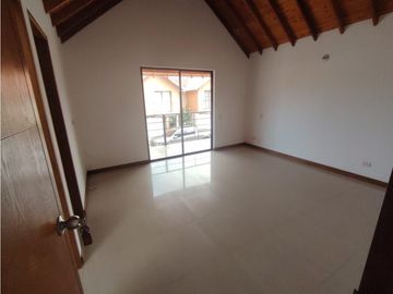 Se Arrienda Casa en Villas de Gualanday 3, Rionegro
