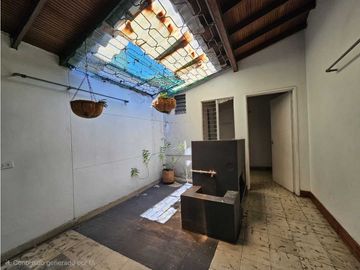 Casa Lotes- Bifamilar.en venta en Suramericana/Medellín
