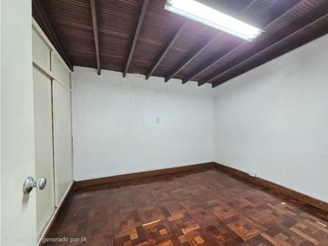 Casa Lotes- Bifamilar.en venta en Suramericana/Medellín