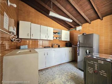 Casa Lotes- Bifamilar.en venta en Suramericana/Medellín