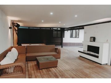 Magnífica casa en Llanogrande a 200 m del club Campestre
