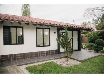 Magnífica casa en Llanogrande a 200 m del club Campestre