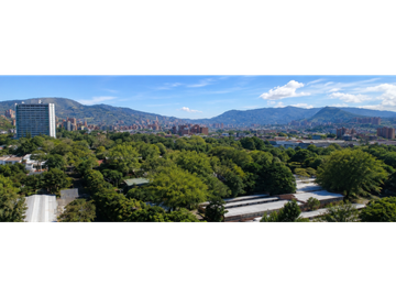 Arriendo Apartamento en el poblado patio bonito