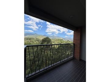 Arriendo apartamento en la castellana