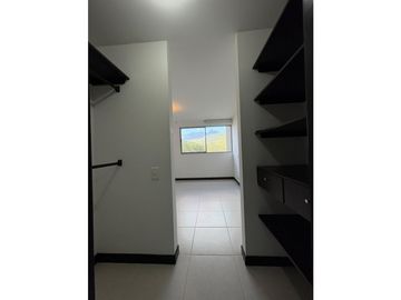 Arriendo apartamento en la castellana