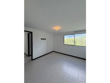 Arriendo apartamento en la castellana