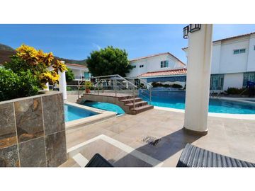 Casa en Conjunto Cerrado Rodadero Reservado - 005R