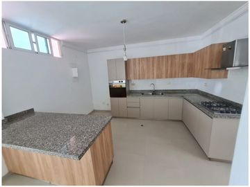 Casa en Conjunto Cerrado Rodadero Reservado - 005R