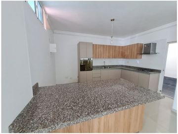 Casa en Conjunto Cerrado Rodadero Reservado - 005R