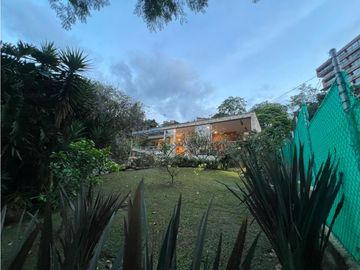 Casa en Venta en Envigado, sector La Pradera
