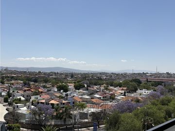 DEPARTAMENTO AMUEBLADO RENTA 2 RECAMARAS LA GOTA RESIDENCIAL QUERETARO