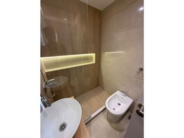 3 AMBIENTES A LA CALLE CON BALCON SALIENTE - BOLIVAR 2240
