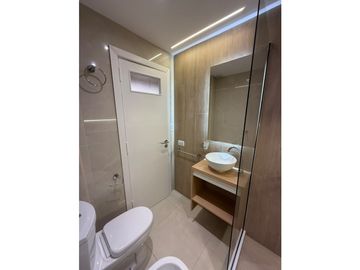 3 AMBIENTES A LA CALLE CON BALCON SALIENTE - BOLIVAR 2240