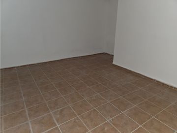 ALQUILER LOCAL COMERCIAL EN NUEVA CÓRDOBA Obispo Salguero 780
