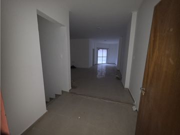 ALQUILER LOCAL COMERCIAL EN NUEVA CÓRDOBA Obispo Salguero 780
