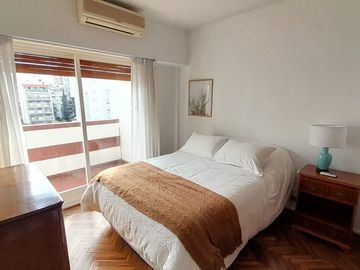 Depto 3 Amb C/ Balcón Corrido, Vista Abierta, Baño + Toilette | Amoblado, en Recoleta