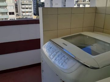 Depto 3 Amb C/ Balcón Corrido, Vista Abierta, Baño + Toilette | Amoblado, en Recoleta