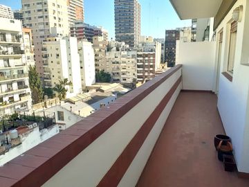 Depto 3 Amb C/ Balcón Corrido, Vista Abierta, Baño + Toilette | Amoblado, en Recoleta