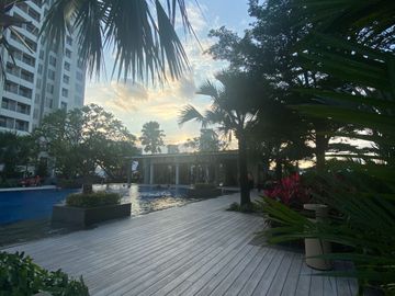 Dijual Apartemen Midtown Signature Herald Tower View Pool & Mall Summarecon