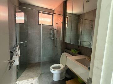 Dijual Apartemen Full Furnished LLOYD Alam Sutera