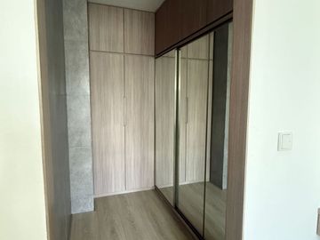 Dijual Apartemen Full Furnished LLOYD Alam Sutera