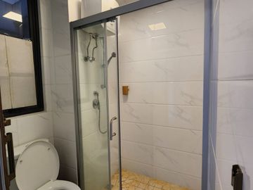 Dijual Cepat Apartemen Sky House BSD 2 BR Semi Furnished