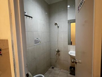 Disewakan Ruko Daerah Ramai Golfinch Gading Serpong, Tangerang