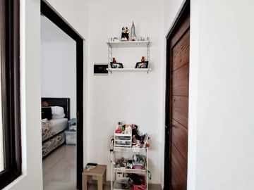 Dijual Rumah Semi Furnished di Cluster The Oasis Bintaro, Tangerang Selatan