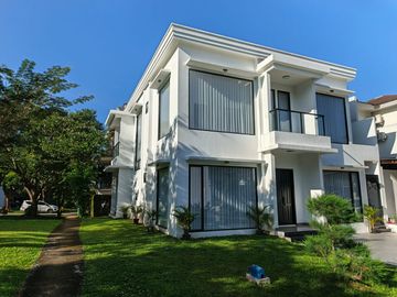 DIJUAL RUMAH HOEK BRAND NEW Cluster COLLINARE FORESTA - BSD CITY