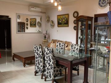 Dijual Rumah Posisi Hoek di Palem Semi Karawaci, Tangerang