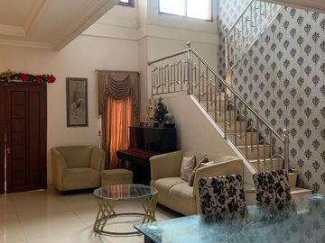 Dijual Rumah Posisi Hoek di Palem Semi Karawaci, Tangerang