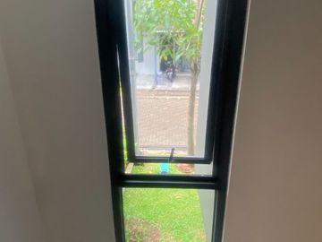 Dijual rumah cantik siap huni MYZA Breezy BSD
