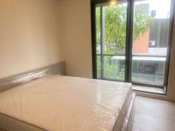 Dijual rumah cantik siap huni MYZA Breezy BSD