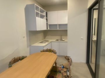 Dijual rumah cantik siap huni MYZA Breezy BSD