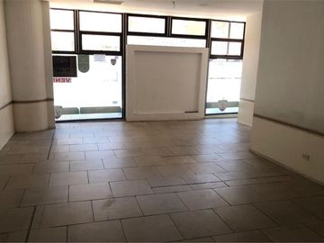 LOCAL - ALQUILER - MONTSERRAT - 300 M2