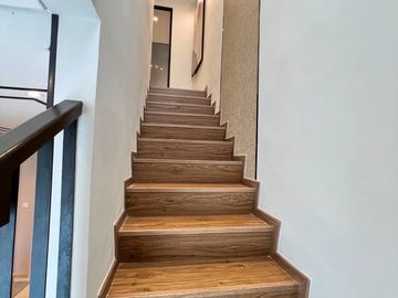 Dijual Rumah Cantik 2 Lantai T6 di Cluster Pinang Asri Graha Raya, Tangerang Selatan