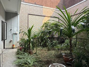 Dijual Rumah 3 Lantai di Griya Loka Sektor 1.1 BSD, Tangerang Selatan