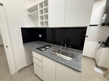 Alquiler Monoabiente con hab separada y lavadero