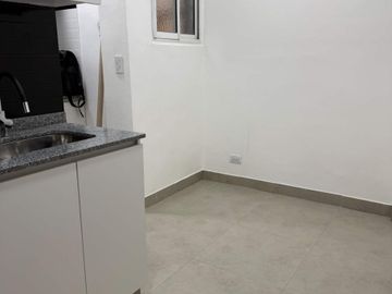 Alquiler Monoabiente con hab separada y lavadero