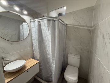 Alquiler Monoabiente con hab separada y lavadero