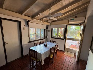 VENTA CASA QUINTA CON PILETA 4 AMB, GRAND BOURG
